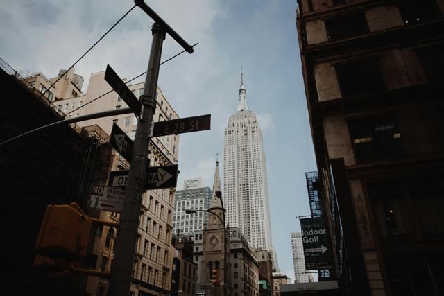 客戶倉(cāng)庫(kù)出入庫(kù)頻繁，庫(kù)存管理系統(tǒng)審查意見(jiàn)里這功能能用不？